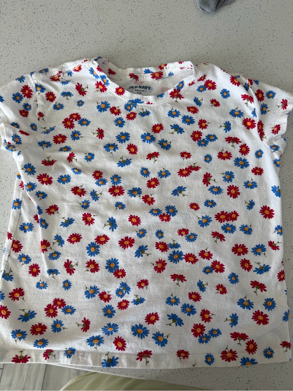 Old Navy White Tee with Red & Blue Daisy Print